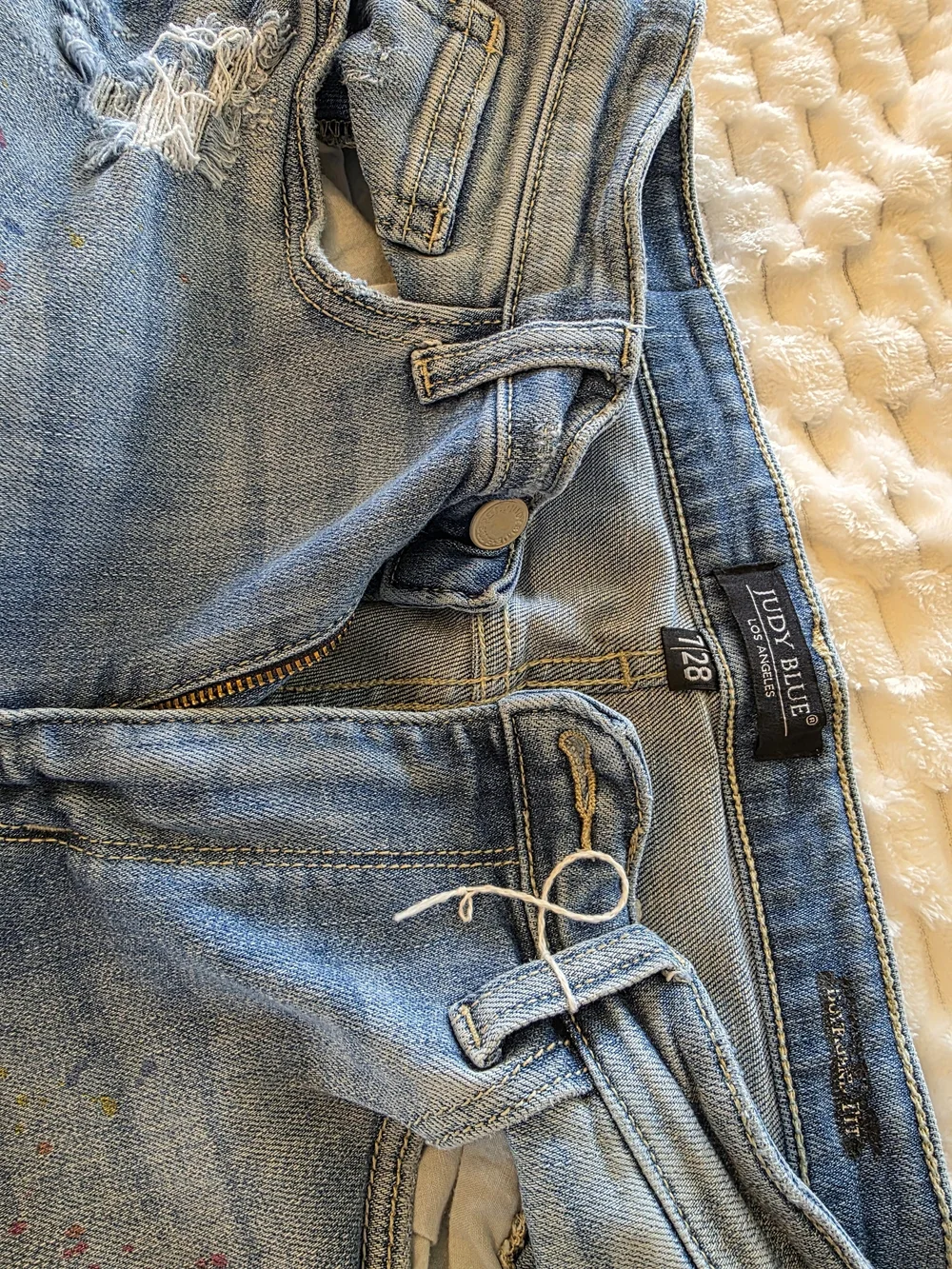 Judy Blue Light Blue Distressed Women's Jeans. Paint Spattered - Picture 2 of 4